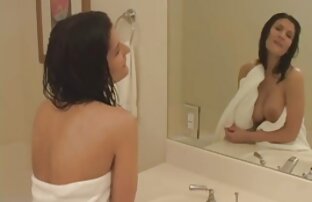 XXX Joven bomba en tacones videos porno gratis castellano se dedos antes de chupar la polla